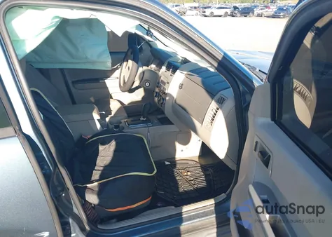 2012 Ford Escape Xlt z USA, uszkodzony, nr VIN 1FMCU0D71CKA97545